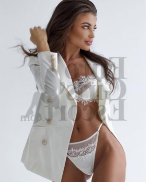 Tugce independent escort & adult dating